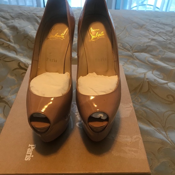 Louboutin Heels - Picture 1 of 7